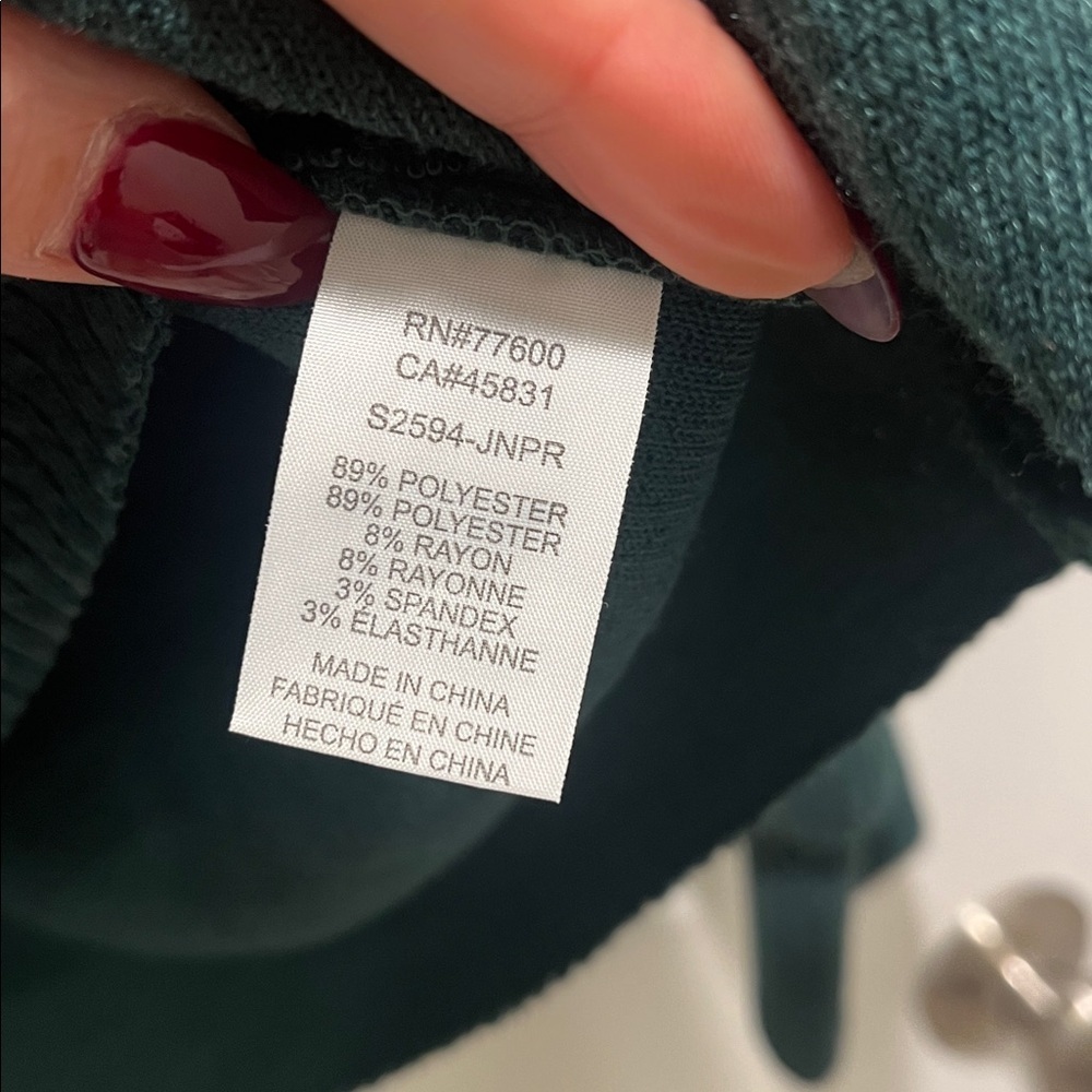 Saltwater Luxe 1/2-Zip Half zip Pullover Juniper green raw edge The Ribbed cozy - Picture 11 of 16